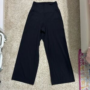 Lululemon align wide leg crop 23” pants! Size 0